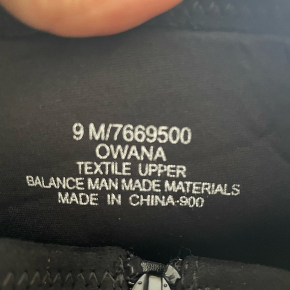 Impo black Owana boots. Size 9 - Picture 5 of 6